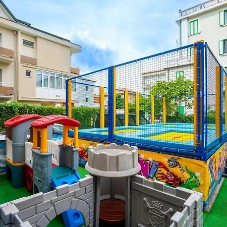 Hotel Mare - Valentini Family Village Bellaria-Igea Marina Exterior foto