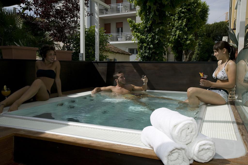 Hotel Mare - Valentini Family Village Bellaria-Igea Marina Exterior foto
